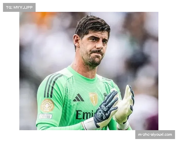 皇马门将库尔图瓦送点染黄 VAR介入改判成比赛转折点